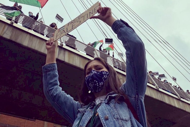 Bersama Ribuan Warga London, Hannah Al Rashid Suarakan Dukungan untuk Kebebasan Palestina