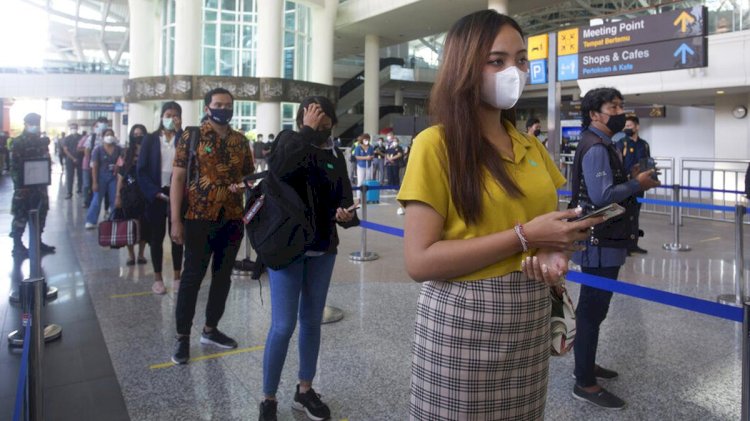 Jokowi PPLN Di Seluruh Bandara Di Indonesia Tak Perlu Lagi Karantina