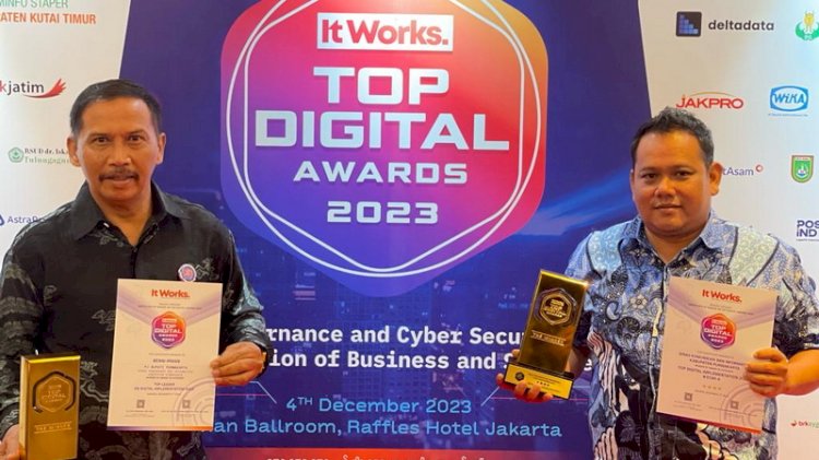 Pemkab Purwakarta Raih Penghargaan Top Digital Award