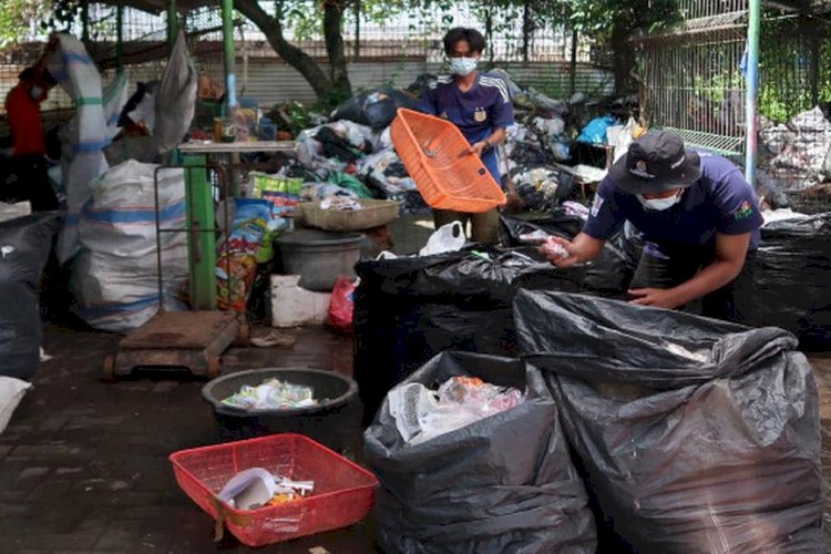 Pemkot Bandung Minta Kafe Dan Resto Kelola Sampah Sendiri