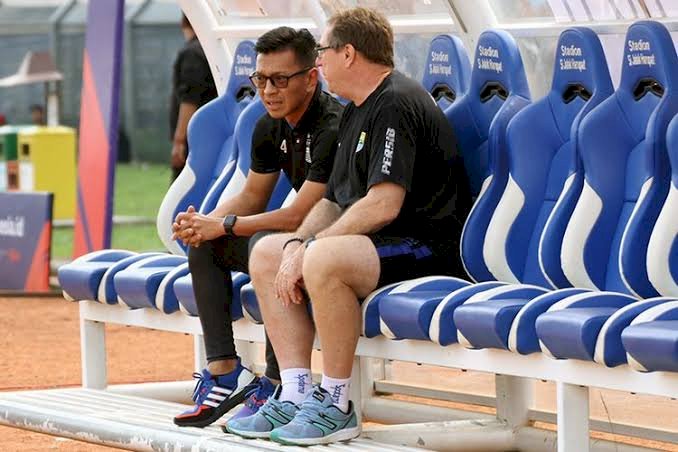 Robert Alberts dan Teddy Tjahjono Tanggapi Isu Keikutsertaan Persib Bandung dalam Gelaran Piala Wali Kota Solo