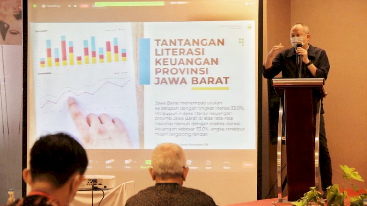 Pelaku UMKM Harus Tingkatkan Digitalisasi dan Literasi Keuangan