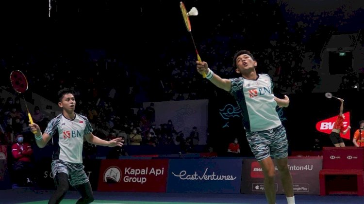 Kalahkan Bagas/Fikri, Fajar/Rian Melaju ke Perempat Final Indonesia Open 2022