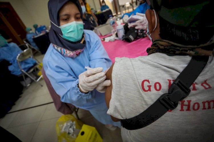 Kejar Target, Pemkot Bandung Pastikan Vaksin Dosis Ketiga Tersedia