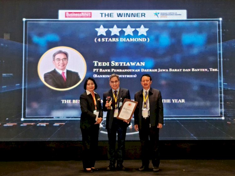 Sukses Kelola SDM bank bjb, Tedi Setiawan Raih The Best Human Capital Director Of The Year 2022