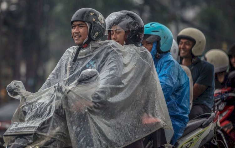 BMKG Catat Potensi Hujan Guyur Mayoritas Kota-kota Besar di Indonesia pada Sabtu, 30 Maret 2024