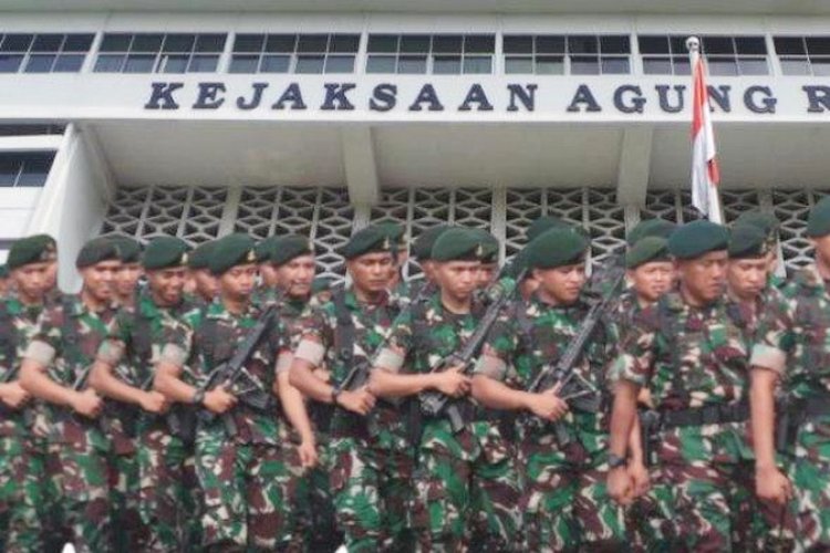 DPR Minta TNI Beri Penjelasan Soal Prajurit Dikerahkan Jaga Kejaksaan -  westjavatoday.com