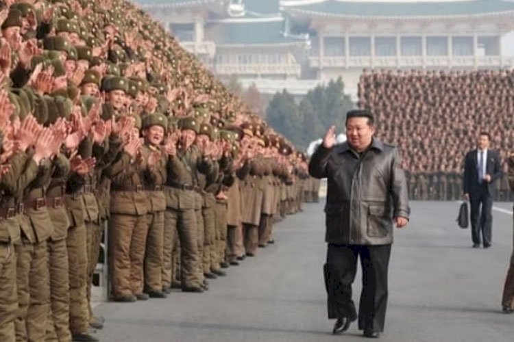 Kim Jong-un Serukan “Perubahan Radikal” Kesiapan Perang, Kecam AS Soal Terorisme